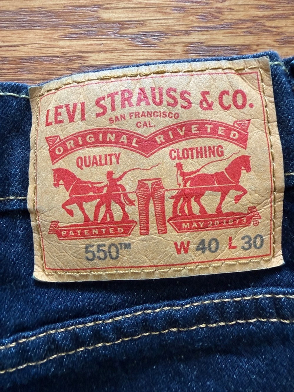 Levi's Dark Blue 550 Relaxed Fit Men’s Jeans - Classic Patch
